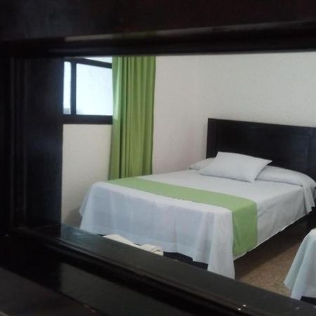 Hotel D'Lina Princess Suites San Cristobal de las Casas Bagian luar foto